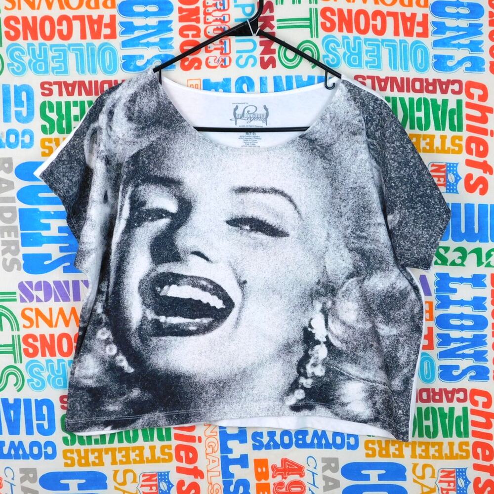 Marilyn Monroe Cropped T Shirt Size M Hollywood Legends Big Graphic White Black